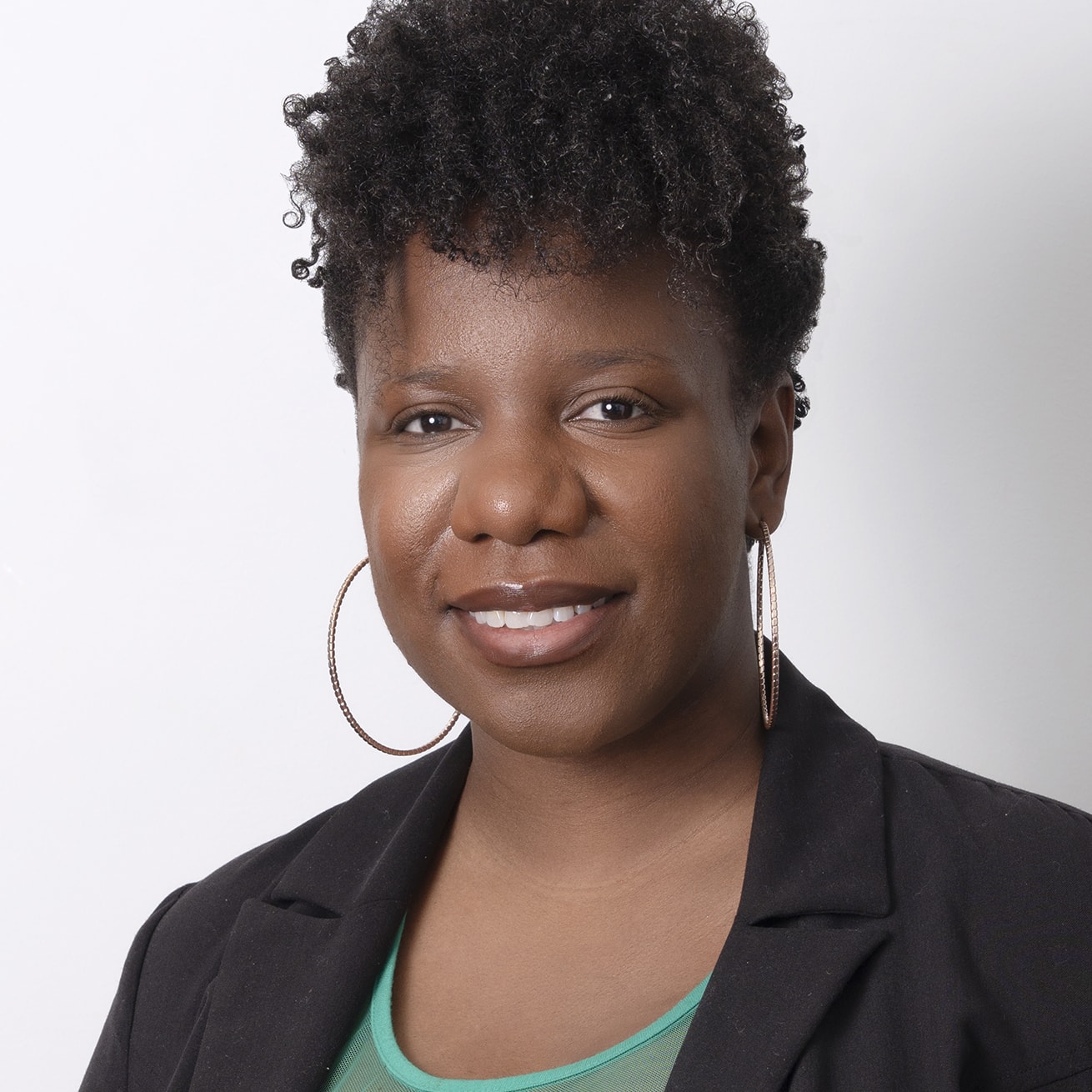 image-team-headshot-JSC-5085-min Melissa Lucien