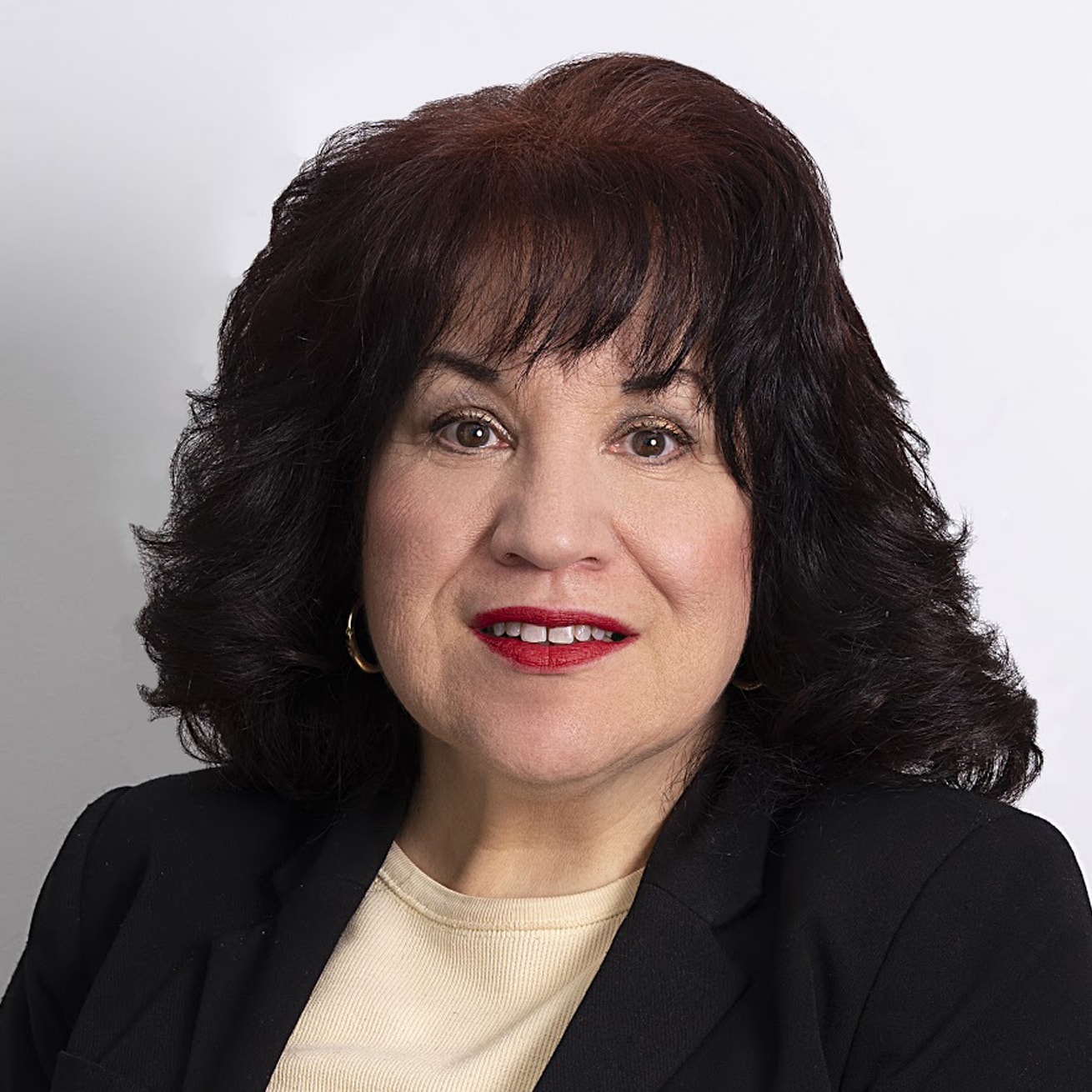 image-team-headshot-JSC-5216-min Ellen Cohen