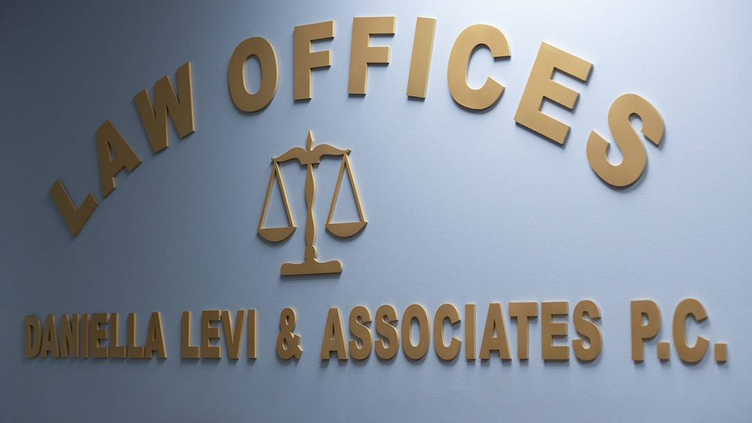 construction accident lawyer Daniella Levi and Associates